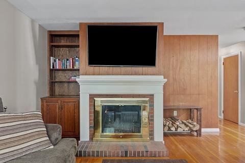 18 Ashburnham Rd, Worcester, MA 01605 photo 12