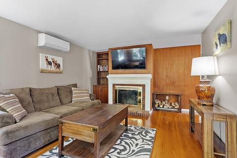 18 Ashburnham Rd, Worcester, MA 01605 photo 8