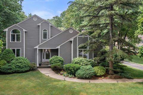 23 Baron Rd, Franklin, MA 02038 photo 2