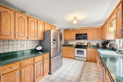 23 Baron Rd, Franklin, MA 02038 photo 9