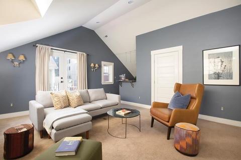 55 White Pl, Brookline, MA 02445 photo 8
