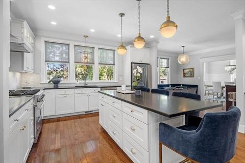 7 Howe St, Hingham, MA 02043 photo 11
