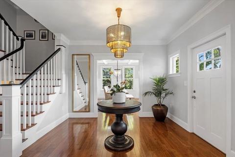 7 Howe St, Hingham, MA 02043 photo 3