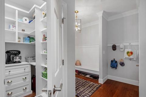 7 Howe St, Hingham, MA 02043 photo 13
