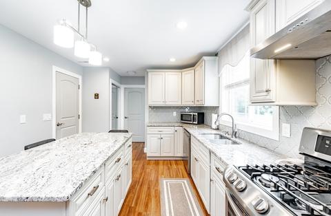 38 Keith St, Chicopee, MA 01013 photo 21