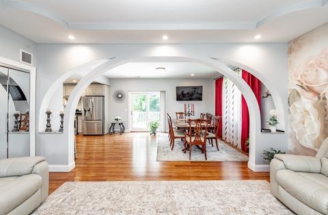 38 Keith St, Chicopee, MA 01013 photo 11