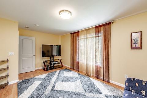 38 Keith St, Chicopee, MA 01013 photo 36