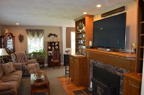 1698 Parker St, Springfield, MA 01128 photo 14