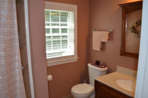1698 Parker St, Springfield, MA 01128 photo 16