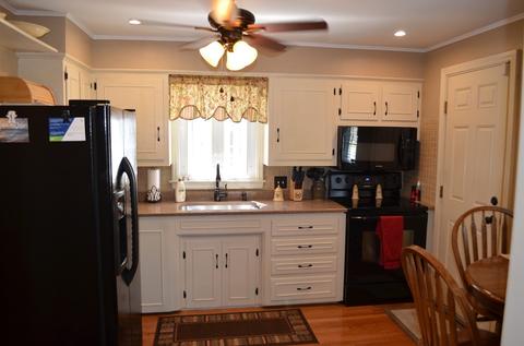 1698 Parker St, Springfield, MA 01128 photo 6