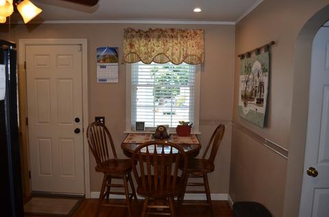 1698 Parker St, Springfield, MA 01128 photo 8