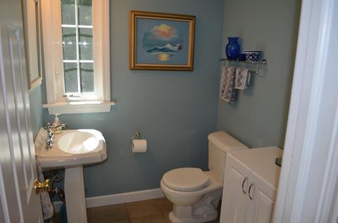 1698 Parker St, Springfield, MA 01128 photo 9