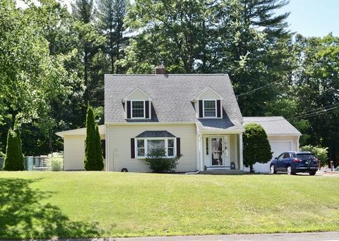 1698 Parker St, Springfield, MA 01128 photo 2