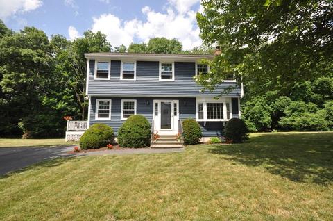 43 Wood Ln, Maynard, MA 01754 photo 2