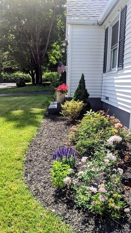 18 Benjamin Rd, Worcester, MA 01602 photo 3