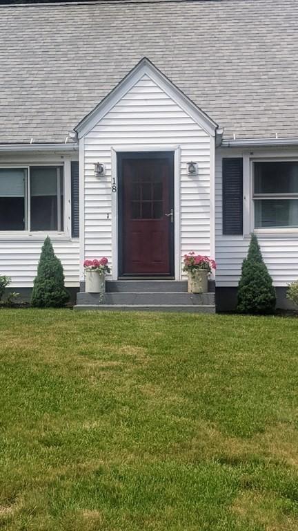 18 Benjamin Rd, Worcester, MA 01602 photo 2