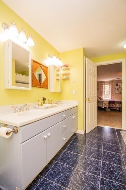19 Forest Park Dr, Mendon, MA 01756 photo 30
