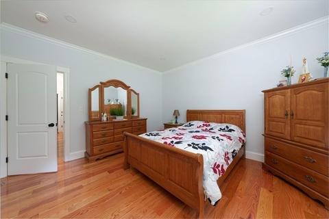 58 Chestnut St, Upton, MA 01568 photo 17