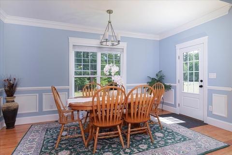 58 Chestnut St, Upton, MA 01568 photo 13