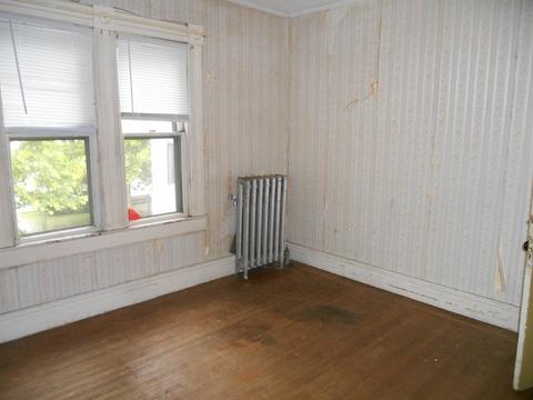 109 Yale St, Springfield, MA 01109 photo 18