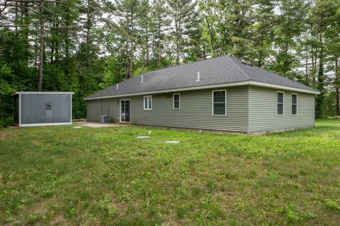 77 Cedar St, Douglas, MA 01516 photo 34
