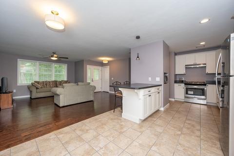 77 Cedar St, Douglas, MA 01516 photo 15
