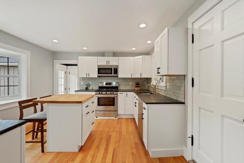 104 Main St, Acton, MA 01720 photo 2