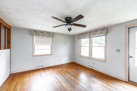 117 Louis Rd, Springfield, MA 01118 photo 10