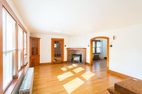104 Pleasant St, Ware, MA 01082 photo 9