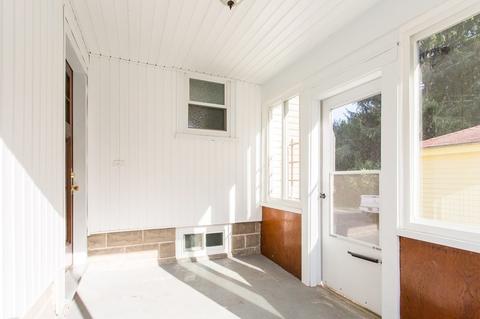 104 Pleasant St, Ware, MA 01082 photo 23
