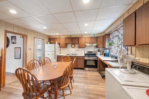 1 Lyon Pl, Worcester, MA 01604 photo 6