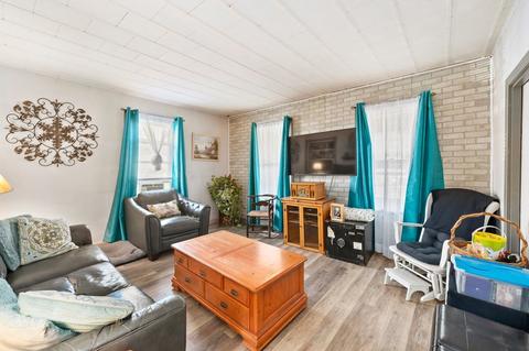 1 Lyon Pl, Worcester, MA 01604 photo 4