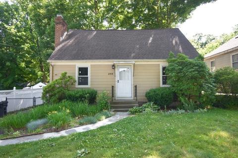 258 Shawmut St, Springfield, MA 01108 photo 1