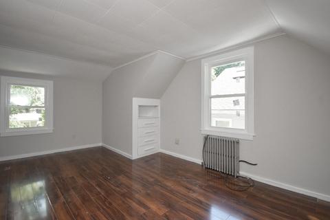 258 Shawmut St, Springfield, MA 01108 photo 32
