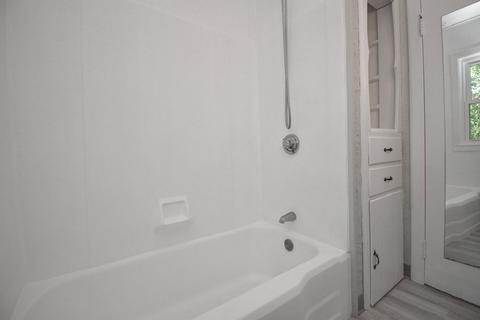 258 Shawmut St, Springfield, MA 01108 photo 24