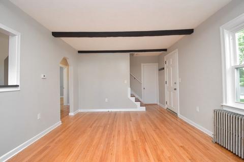 258 Shawmut St, Springfield, MA 01108 photo 8