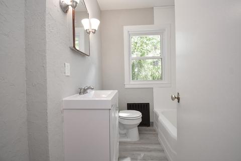 258 Shawmut St, Springfield, MA 01108 photo 22