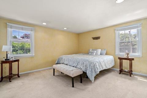 147 Standish, Needham, MA 02492 photo 10