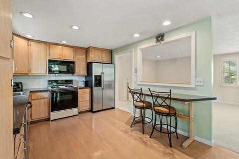 147 Standish, Needham, MA 02492 photo 4