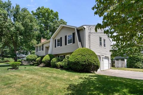 147 Standish, Needham, MA 02492 photo 2