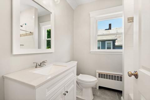 82 Sylvan St #1, Danvers, MA 01923 photo 24