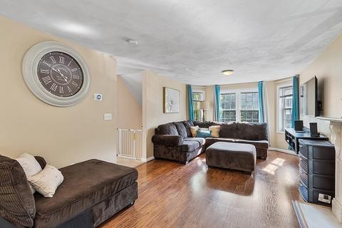 18 Sophia Dr, Worcester, MA 01607 photo 8