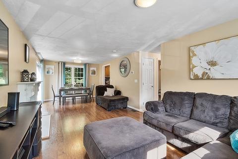 18 Sophia Dr, Worcester, MA 01607 photo 11