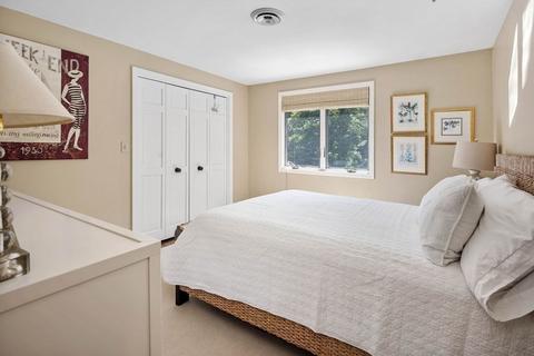 241 Leavitt St, Hingham, MA 02043 photo 33