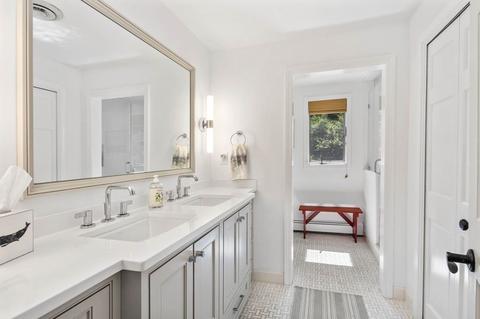 241 Leavitt St, Hingham, MA 02043 photo 35