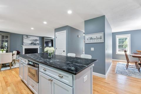 41 Auburn Rd, Millis, MA 02054 photo 6
