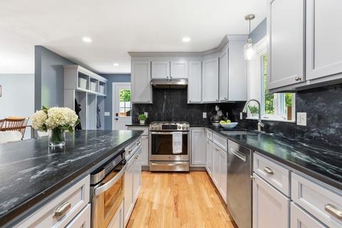 41 Auburn Rd, Millis, MA 02054 photo 3