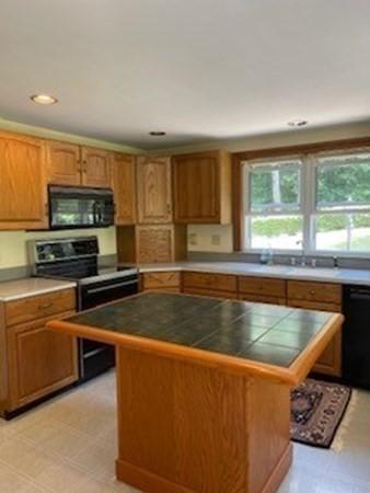 46 First St, Worcester, MA 01602 photo 4
