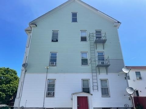 1917 Pleasant St, Fall River, MA 02723 photo 6