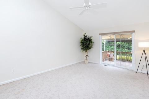 104 Johnson Rd #604, Chicopee, MA 01022 photo 8